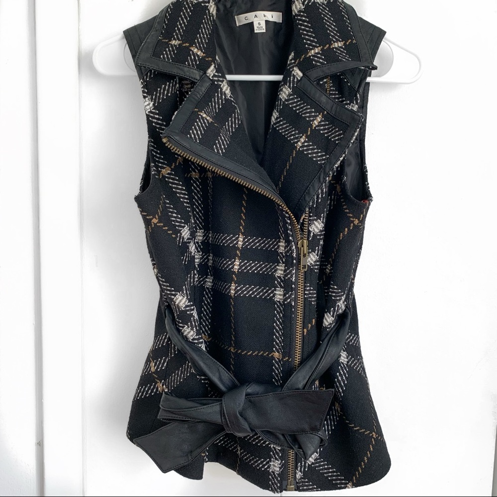 CAbi grid vest plaid moto zip small